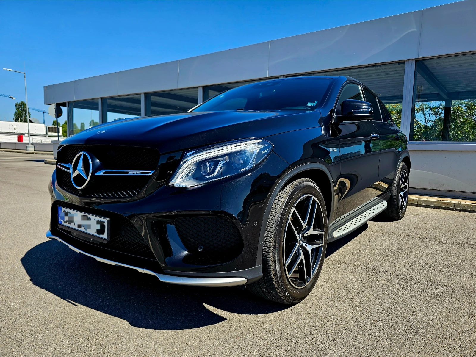 Mercedes-Benz GLE 43 AMG Coupe 4Matic - изображение 2