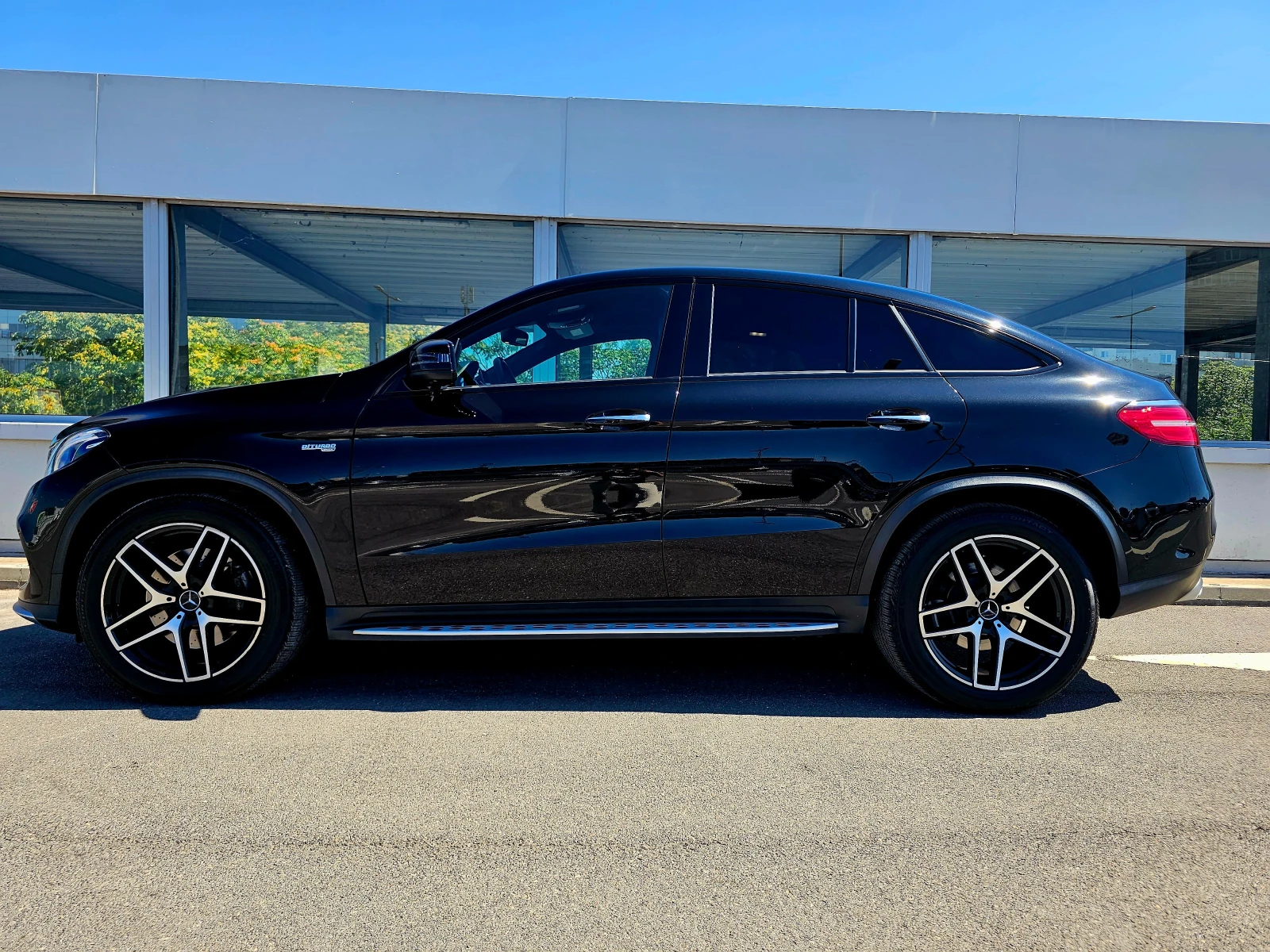 Mercedes-Benz GLE 43 AMG Coupe 4Matic - изображение 6