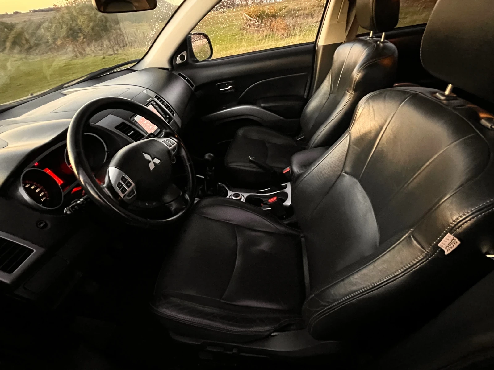 Mitsubishi Outlander  - изображение 6