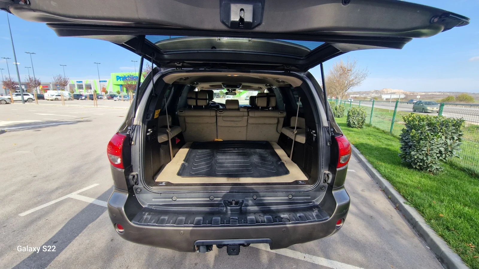 Toyota Sequoia Limited 5.7 i-FORCE V8 | Mobile.bg   12