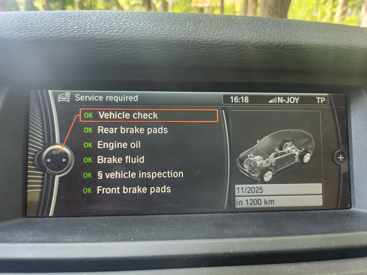 BMW X6 4.0 - изображение 8