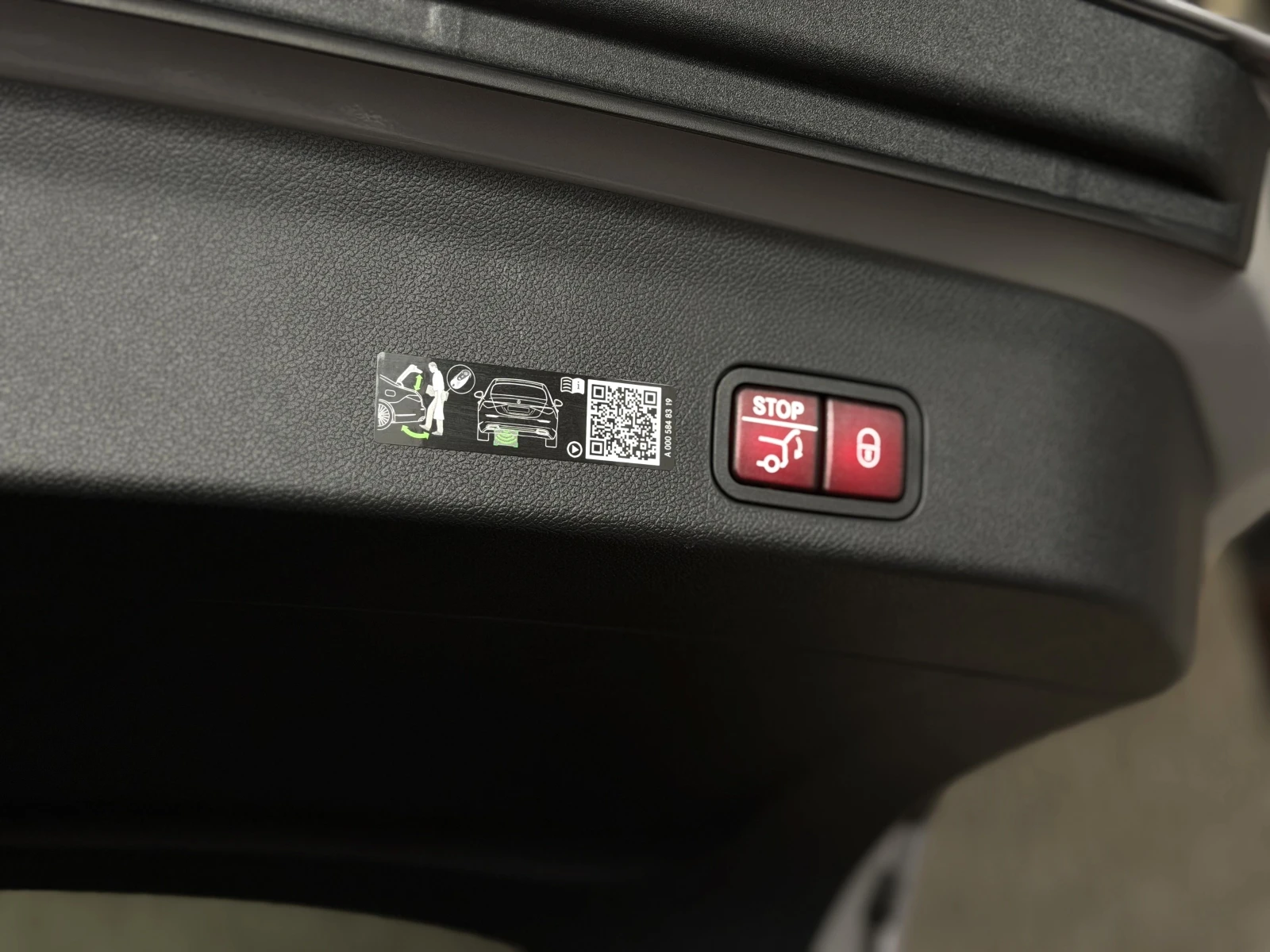 Mercedes-Benz GLC 400 EQ 4M AMG PANORAMA BURM-4D HYPERSCREEN * �������*  | Mobile.bg � ����������� 15