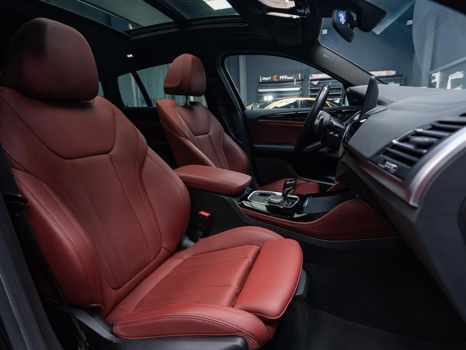 BMW X4 M40i XDRIVE* H&K* Camera* Pano* Подгрев* Кожа* , снимка 11 - Автомобили и джипове - 53959091