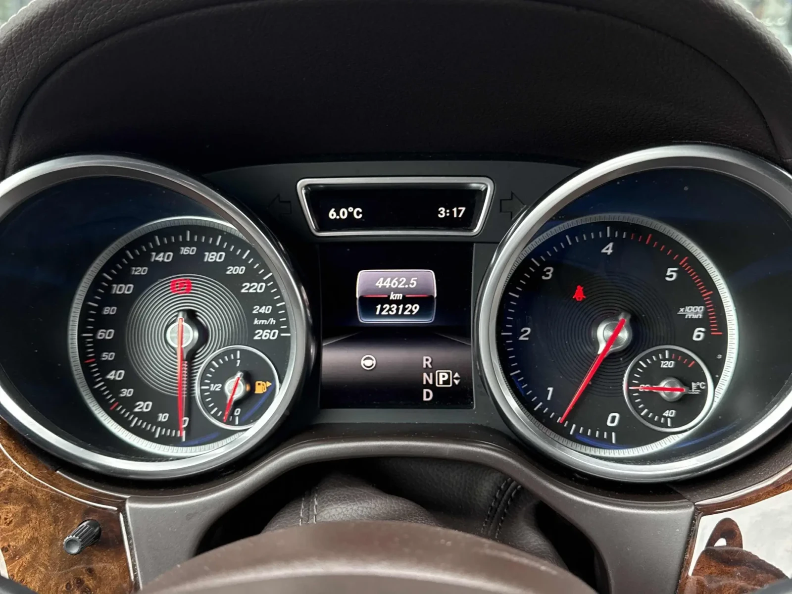 Mercedes-Benz GLE 350 4MATIC, снимка 8 - Автомобили и джипове - 54068451