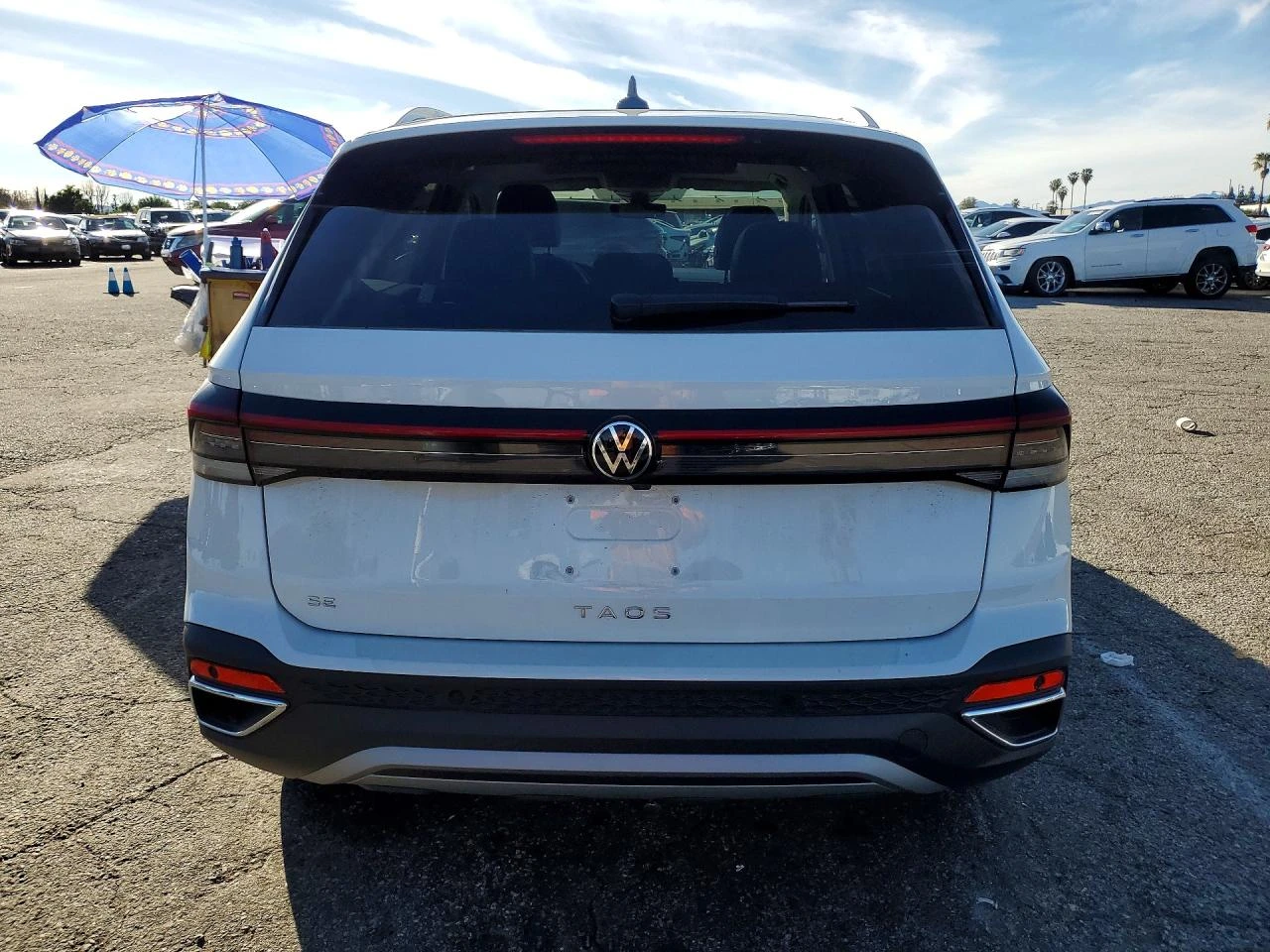 VW Taos 1.5l Volkswagen Se, снимка 6 - Автомобили и джипове - 54120575