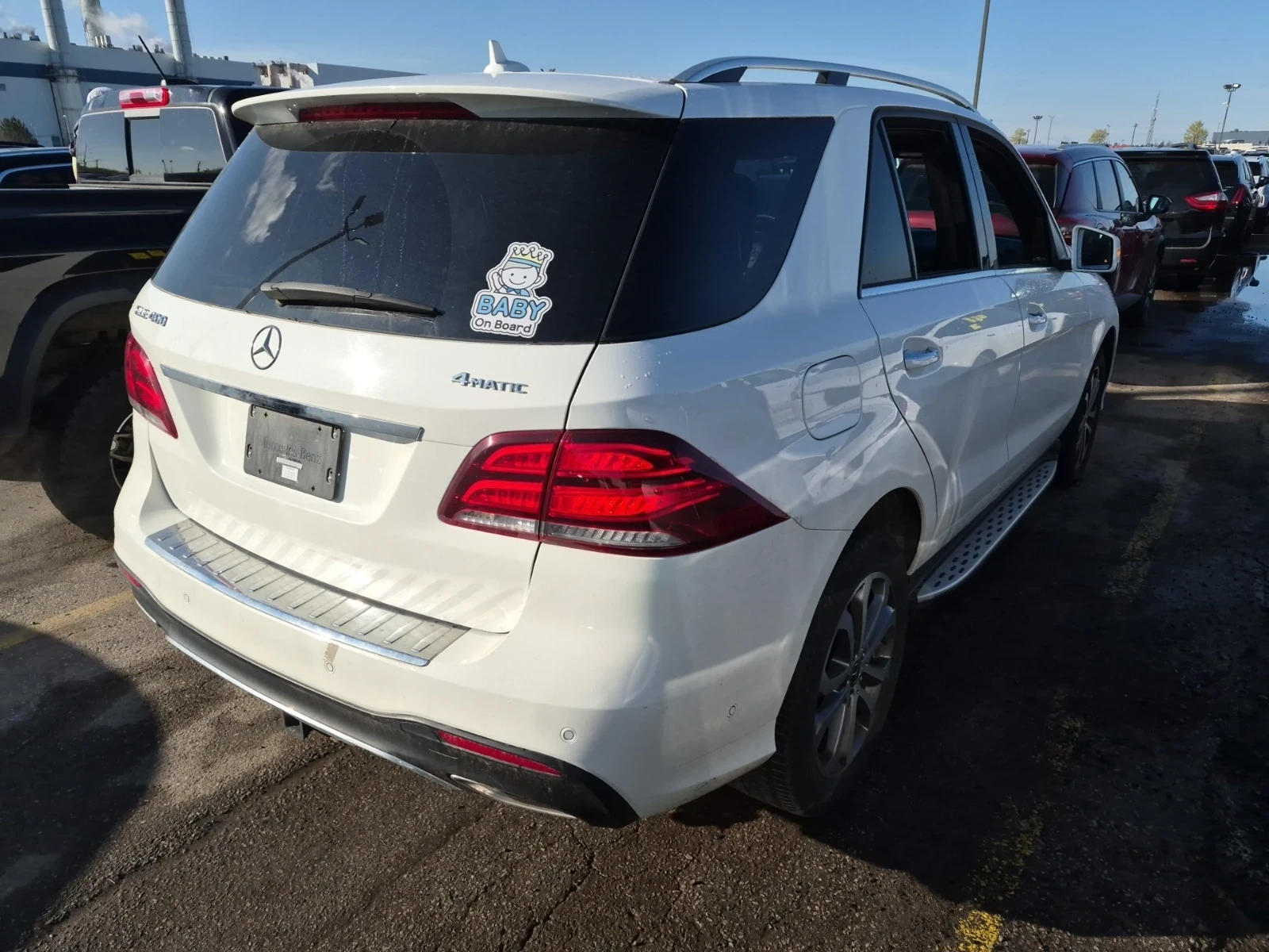 Mercedes-Benz GLE 400 CARFAX / СЕРВИЗНА ИСТОРИЯ / ЦЕНА ДО БГ /, снимка 3 - Автомобили и джипове - 54478266