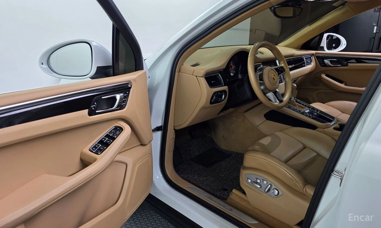 Porsche Macan 3.0* S* ПОДГРЕВ* ОБДУХВАНЕ* , снимка 12 - Автомобили и джипове - 54971352