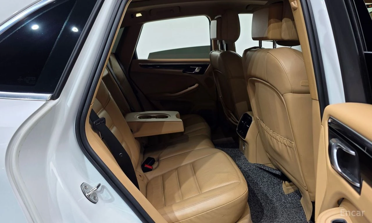 Porsche Macan 3.0* S* ПОДГРЕВ* ОБДУХВАНЕ* , снимка 10 - Автомобили и джипове - 54971352