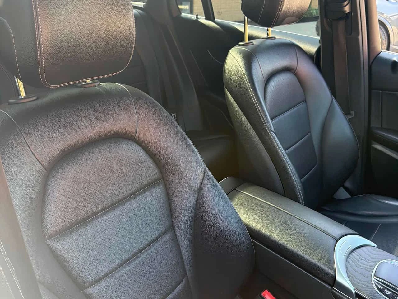 Mercedes-Benz GLC 300 АМГ ПАКЕТ/ДИГ. КИЛОМЕТРАЖ/КЛИП/ФИНАНСИРАНЕ, снимка 12 - Автомобили и джипове - 55566262