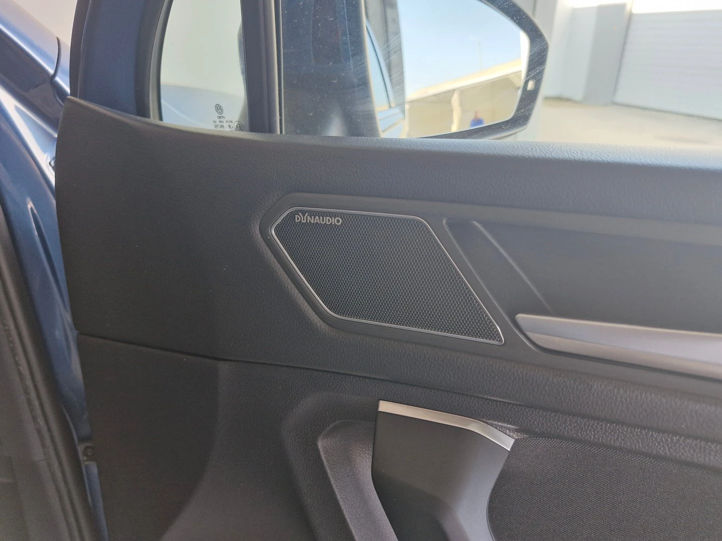 VW Tiguan, снимка 12 - Автомобили и джипове - 56420390