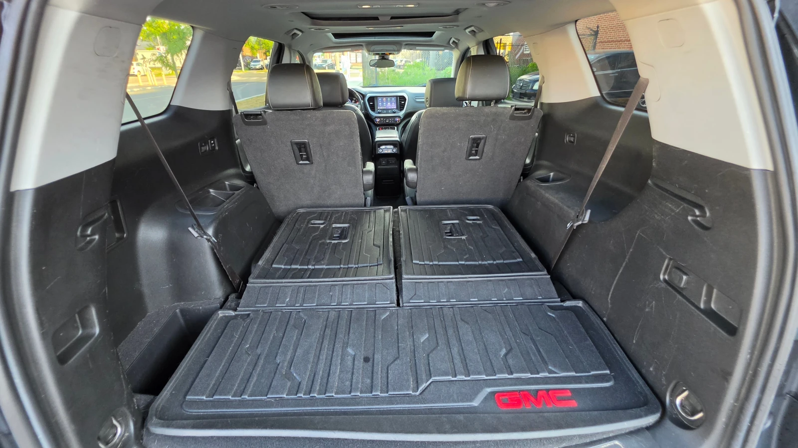 Gmc Acadia AWD 4dr SLT * CARFAX * АВТОКРЕДИТ * , снимка 14 - Автомобили и джипове - 56129428
