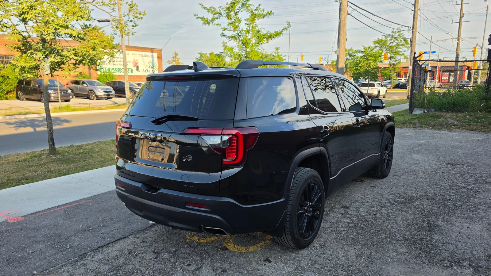 Gmc Acadia AWD 4dr SLT * CARFAX * АВТОКРЕДИТ * , снимка 6 - Автомобили и джипове - 56129428