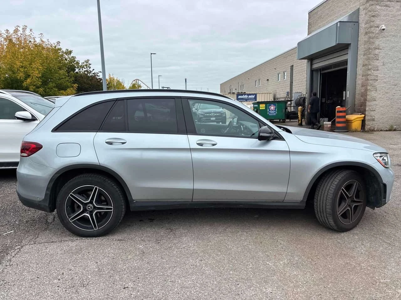Mercedes-Benz GLC 300 * CARFAX * ОТ ГЛАВНО ПРЕДСТАВИТЕЛСТВО * , снимка 3 - Автомобили и джипове - 56273795