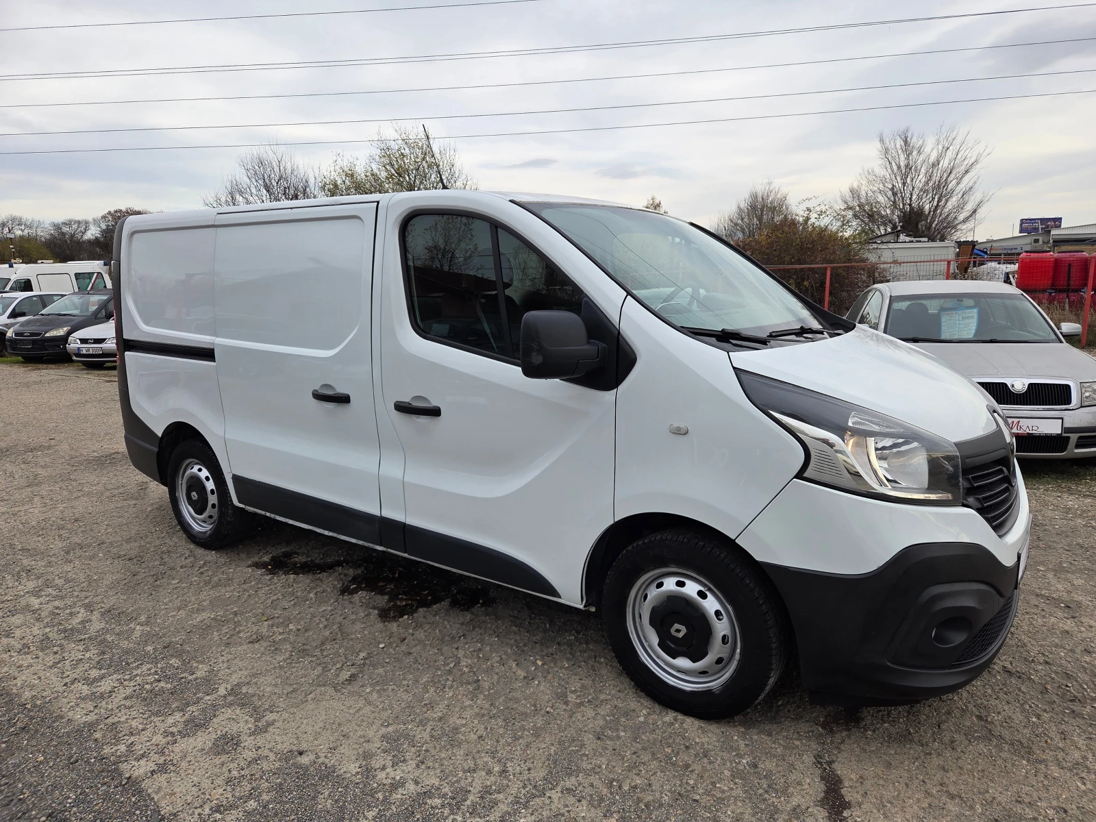 Renault Trafic 1.6dci - изображение 3
