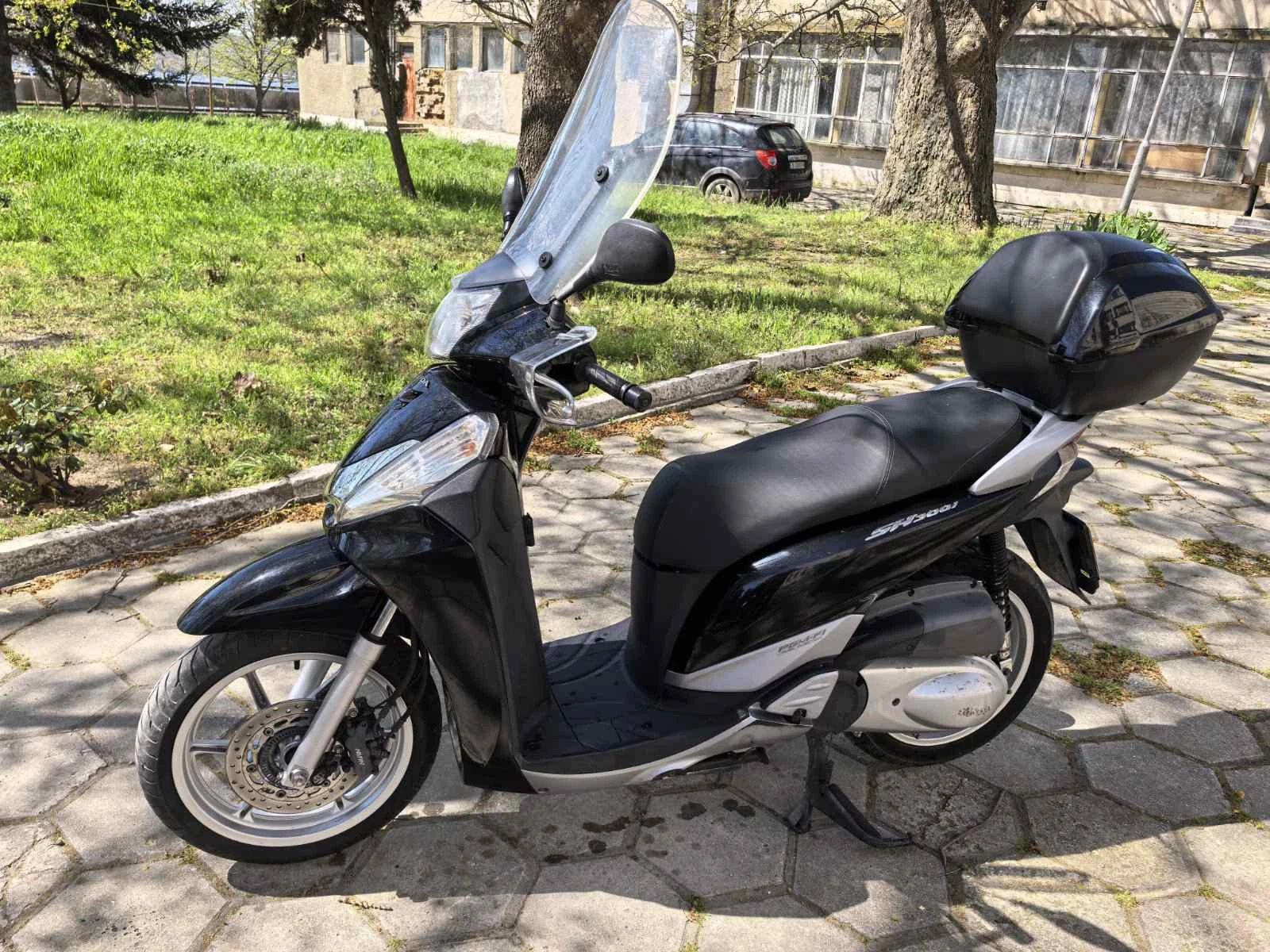 Honda Sh 300 I ABS, снимка 2 - Мотоциклети и мототехника - 54740959