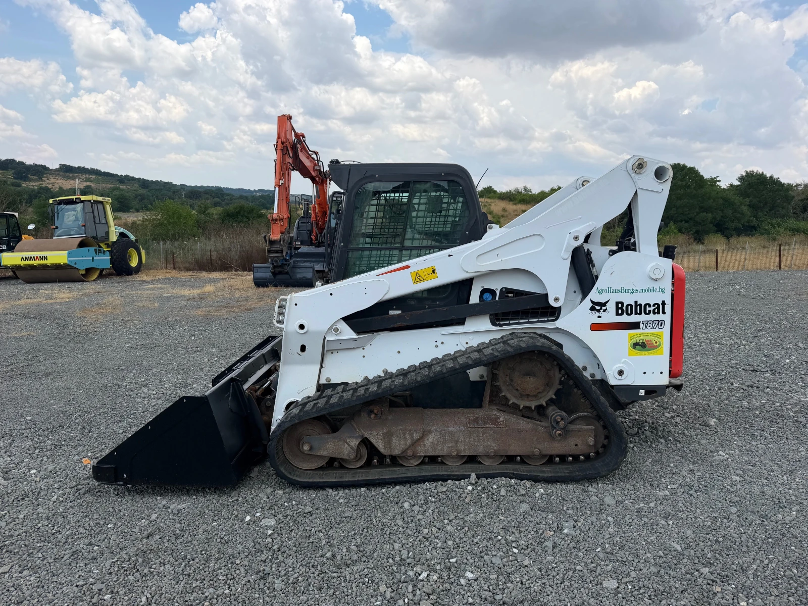 Мини челни товарачи Bobcat T870 HF ЛИЗИНГ, снимка 4 - Индустриална техника - 54220367