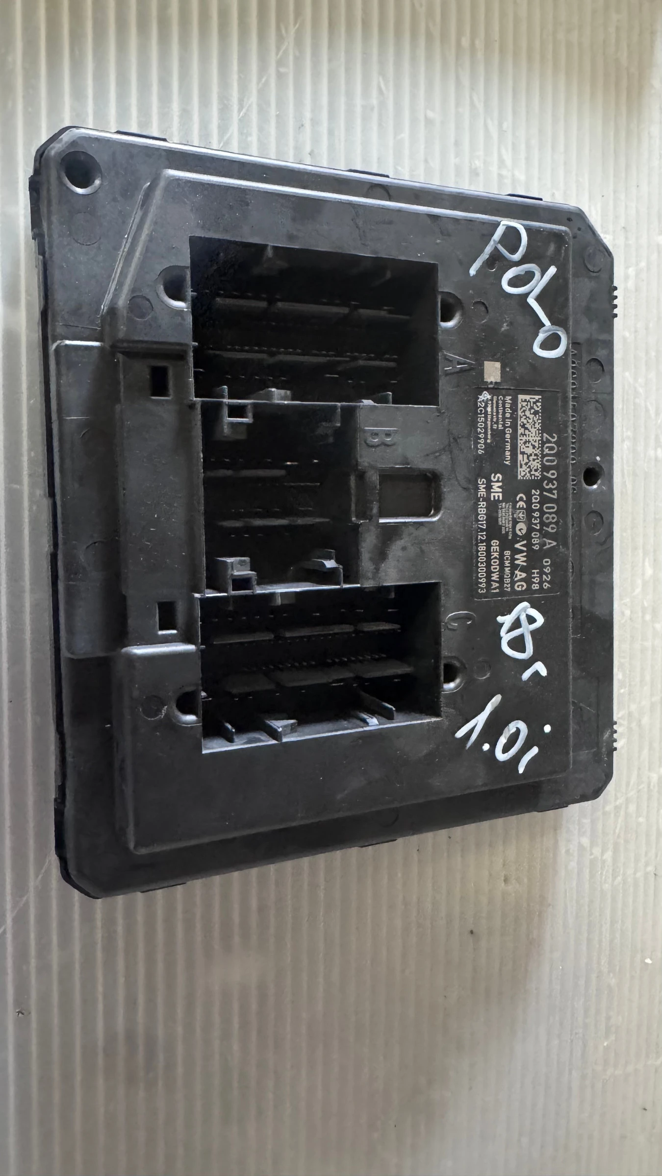   a VW Polo 2018 - 2Q0937089A / A2C15029906 / A2C91507200-06 | Mobile.bg   1