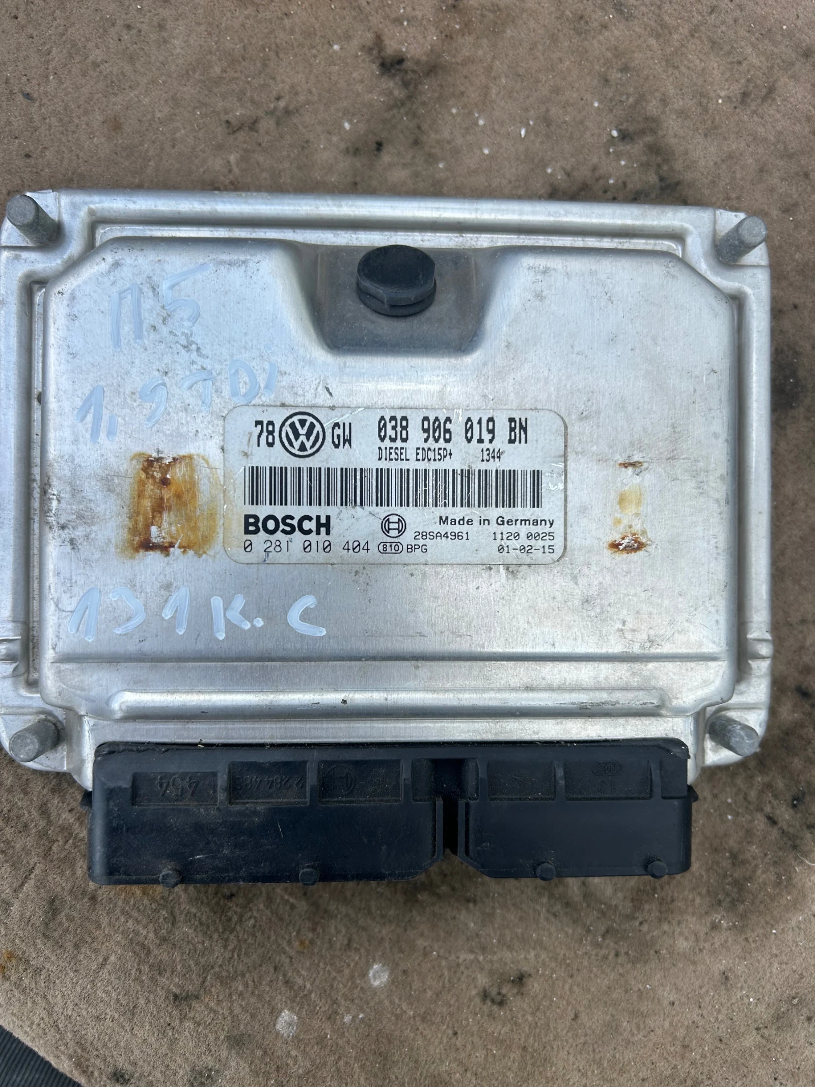 038906019BN компютър двигател VOLKSWAGEN PASSAT 5.5 1.9TDI 131кс 0281010404