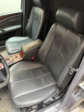 Mercedes-Benz E 220, снимка 11