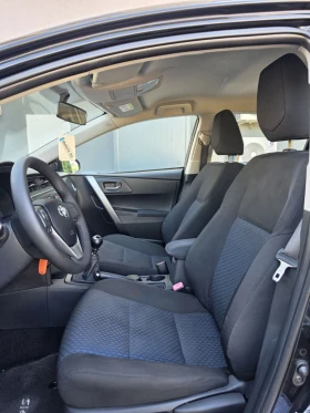 Toyota Auris 1.33, снимка 13
