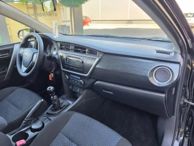 Toyota Auris 1.33, снимка 7