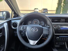 Toyota Auris 1.33, снимка 12
