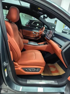 BYD Tang 1.5T PHEV 175km Drone Player Edition, снимка 15