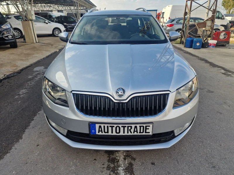 Skoda Octavia  DSG, снимка 2 - Автомобили и джипове - 47499416