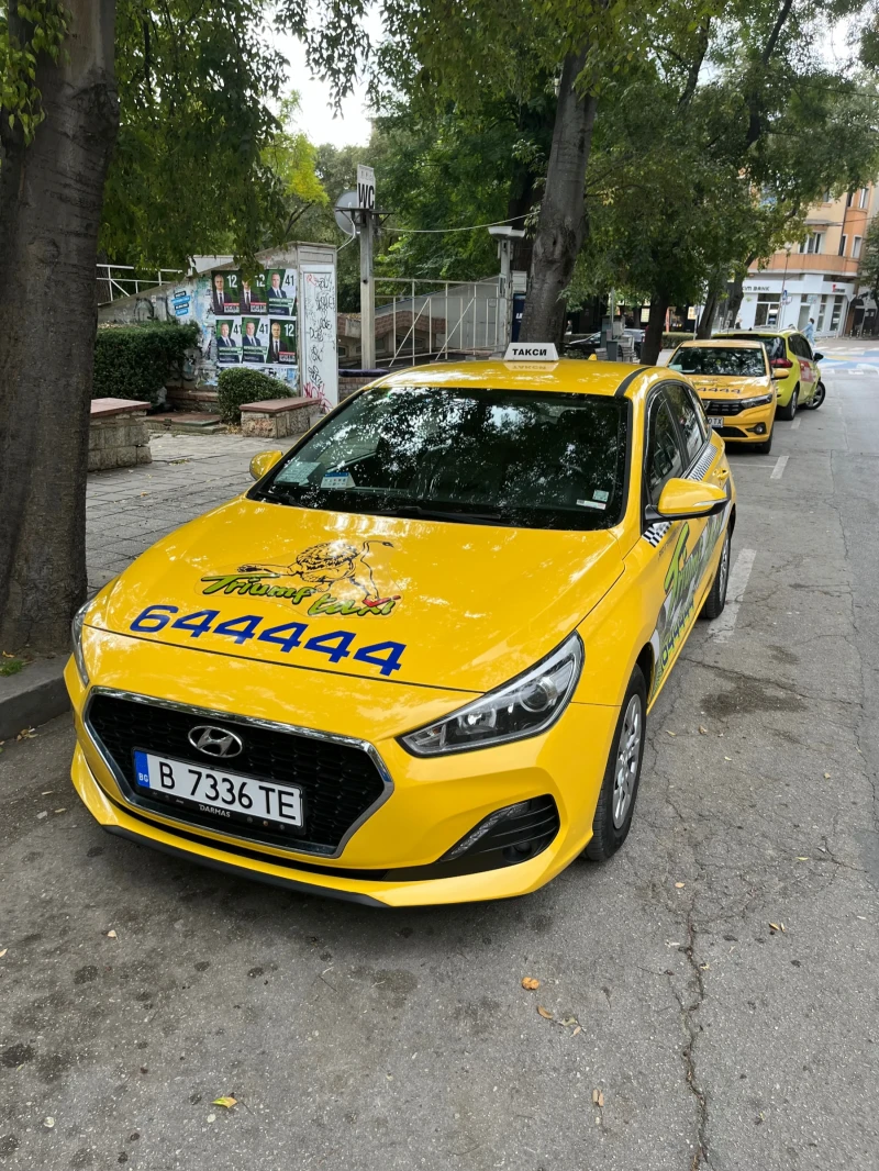 Hyundai I30, снимка 1 - Автомобили и джипове - 47622885