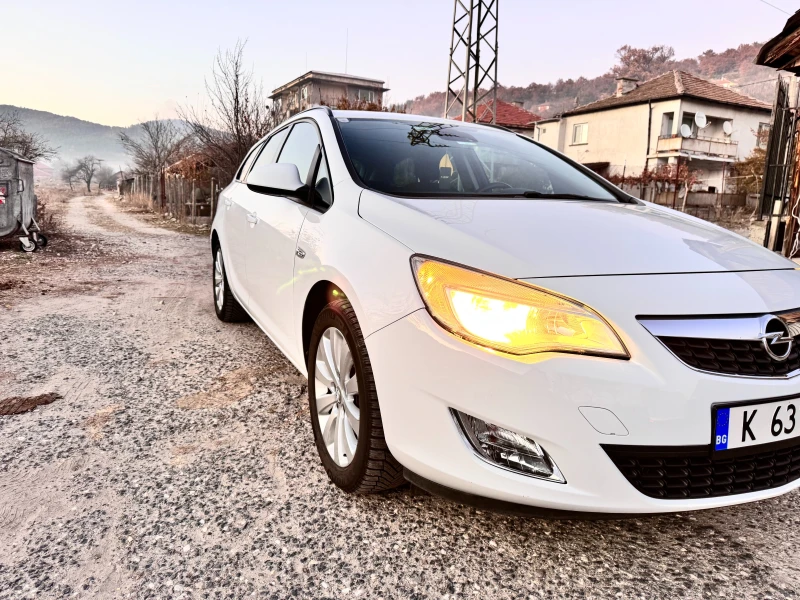 Opel Astra 1.7 ТDI, снимка 2 - Автомобили и джипове - 47884609