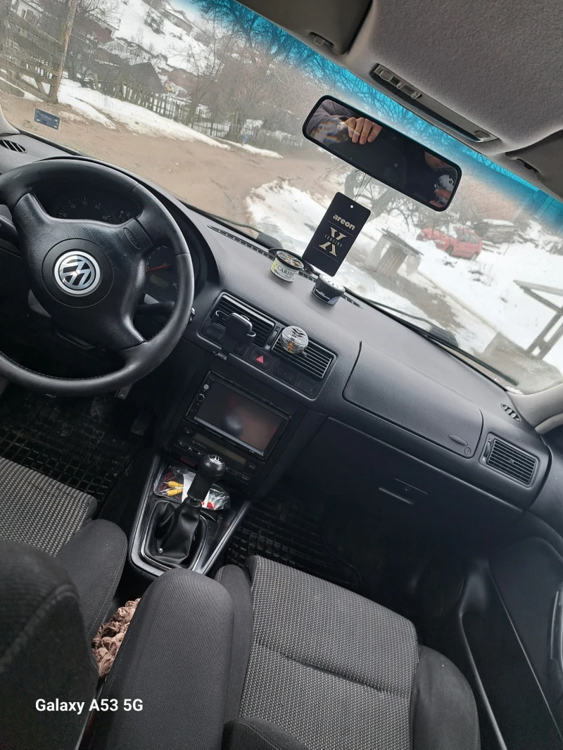 VW Golf, снимка 6 - Автомобили и джипове - 48273686