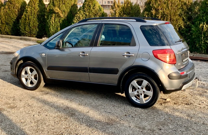 Suzuki SX4 2.0DDIS* 135кс* 6 СКОРОСТИ* ПЪЛНА СЕРВИЗНА ИСТОРИЯ, снимка 5 - Автомобили и джипове - 48931843