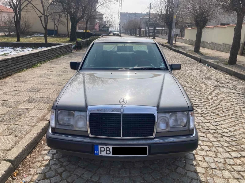 Mercedes-Benz 124 2.0I 136к.с. ГАЗ, снимка 6 - Автомобили и джипове - 49302401