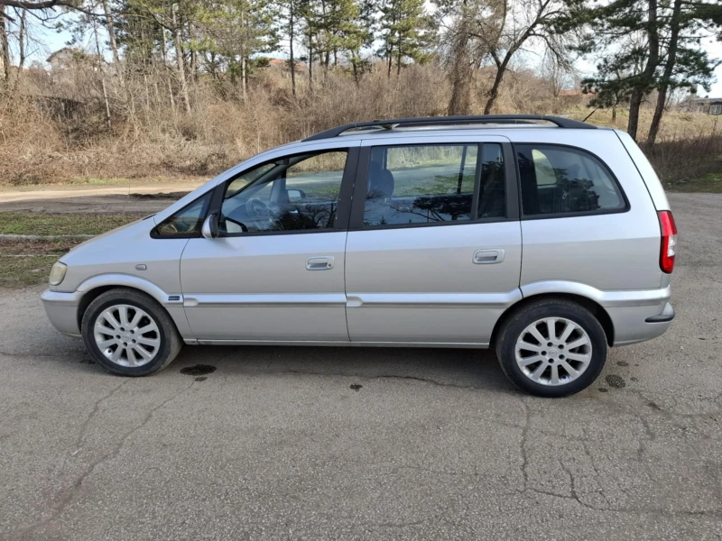 Opel Zafira 2.2, снимка 2 - Автомобили и джипове - 49462515