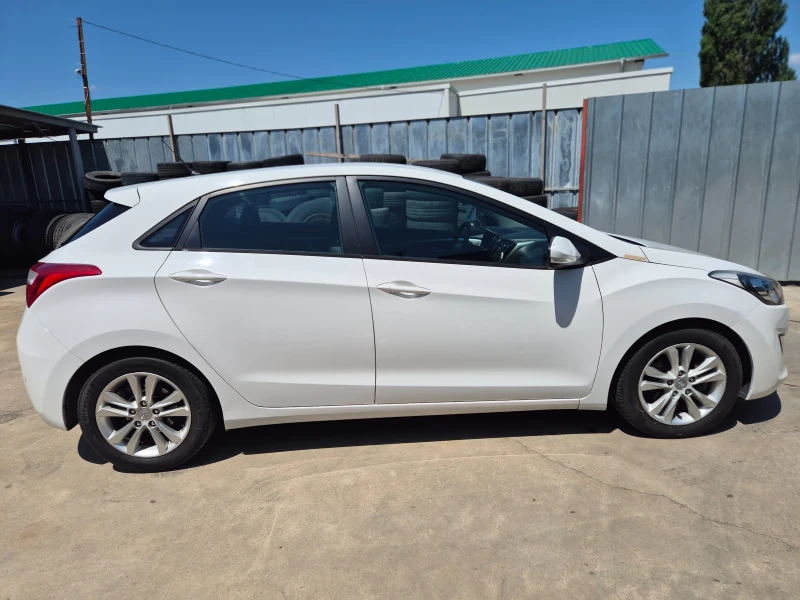 Hyundai I30 1.6d-110k.c., снимка 7 - Автомобили и джипове - 51067875