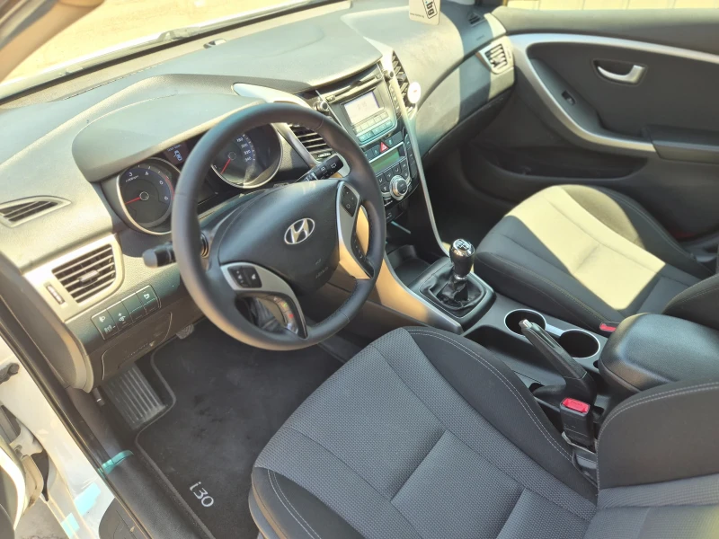 Hyundai I30 1.6d-110k.c., снимка 11 - Автомобили и джипове - 51067875