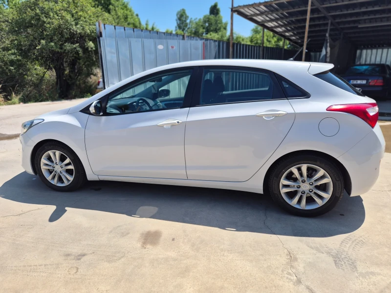 Hyundai I30 1.6d-110k.c., снимка 4 - Автомобили и джипове - 51067875