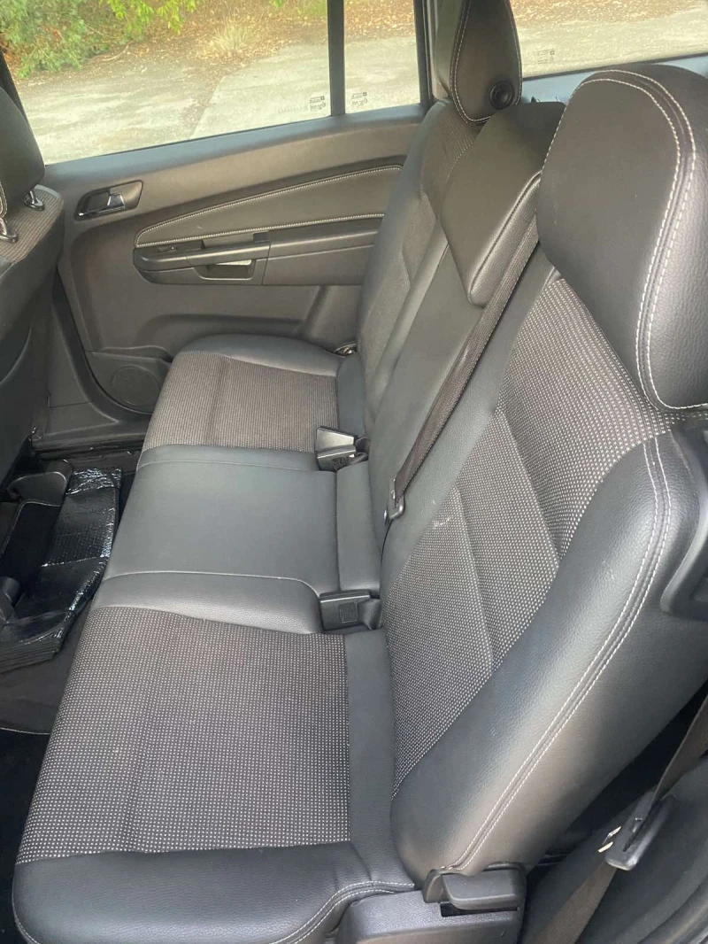 Opel Zafira 1.8 Фабрична газова уредба, снимка 7 - Автомобили и джипове - 52381826