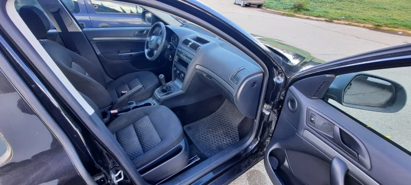Skoda Octavia Mk2 Facelift/2.0 TDI Common Rail/Euro5, снимка 8 - Автомобили и джипове - 52588430