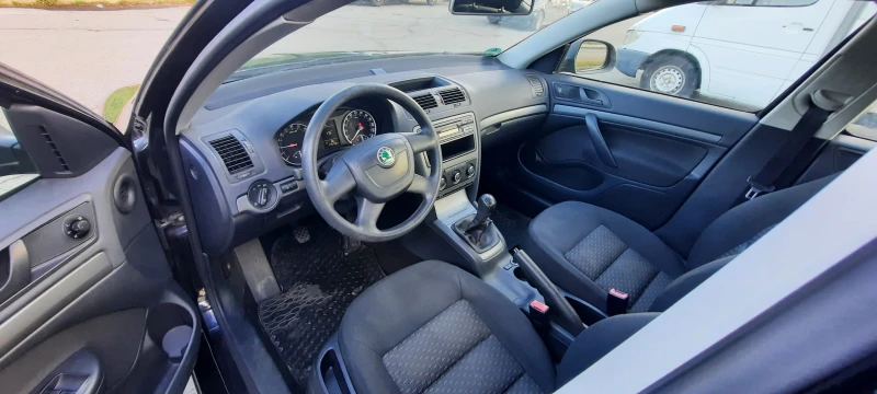 Skoda Octavia Mk2 Facelift/2.0 TDI Common Rail/Euro5, снимка 7 - Автомобили и джипове - 52588430
