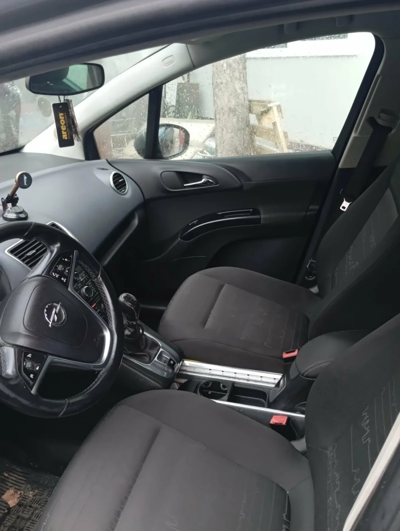 Opel Meriva 1.4, снимка 8 - Автомобили и джипове - 52566478