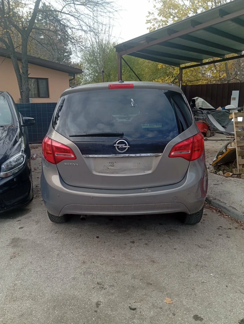 Opel Meriva 1.4, снимка 2 - Автомобили и джипове - 52566478
