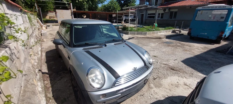 Mini Cooper 1.6I  90k.c, снимка 12 - Автомобили и джипове - 53421149