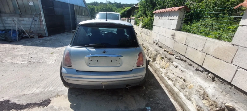 Mini Cooper 1.6I  90k.c, снимка 4 - Автомобили и джипове - 53421149