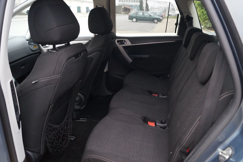 Citroen C4 Picasso 1.6d 109к.с., снимка 11 - Автомобили и джипове - 53446759
