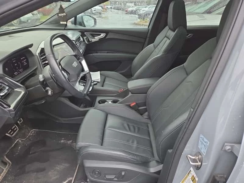 Audi E-Tron TECHNIK / 360 / Sonos / Carfax , снимка 3 - Автомобили и джипове - 56439610