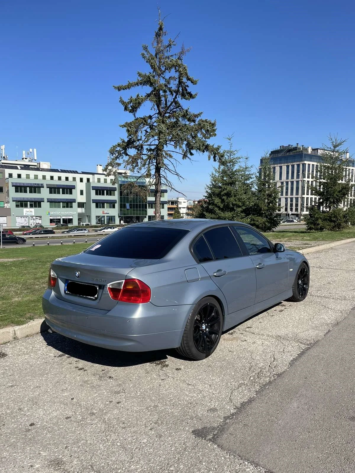 BMW 320 320D 163к.с. Автоматик - изображение 4