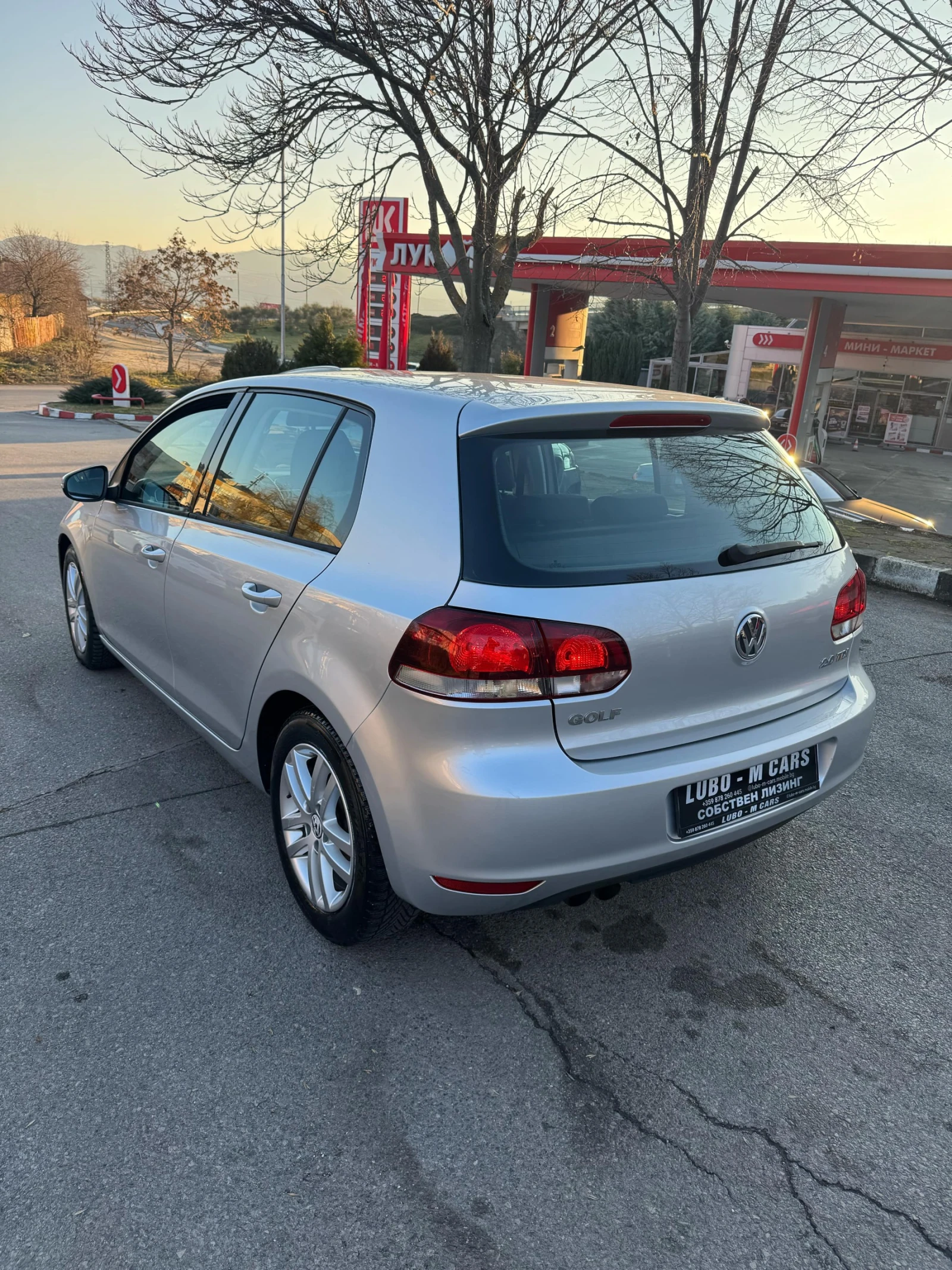 VW Golf 2.0TDI* HIGHLINE* EURO 5* НАВИГАЦИЯ* ТОП СЪСТОЯНИЕ - изображение 7