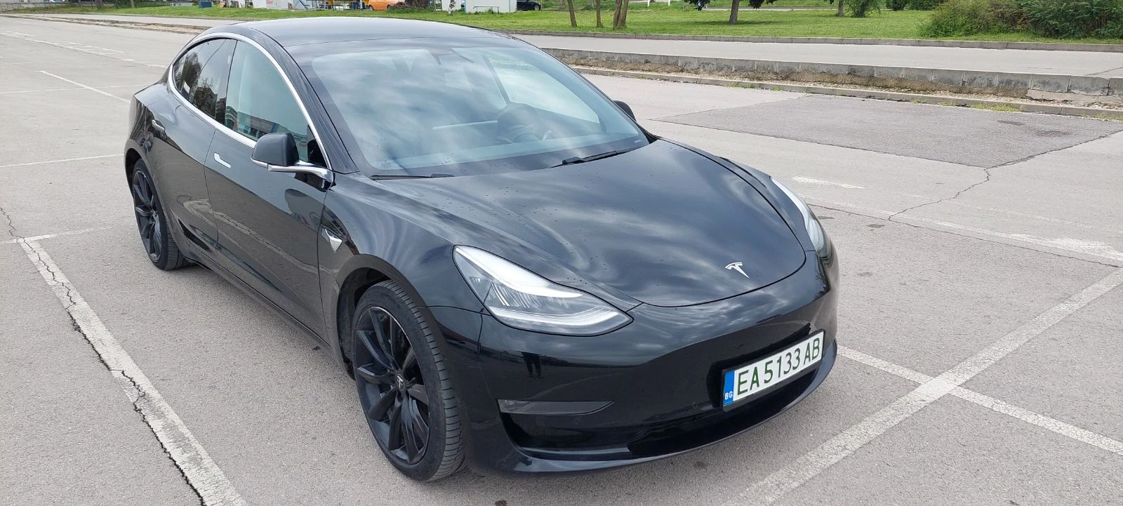 Tesla Model 3 Long Range - изображение 2