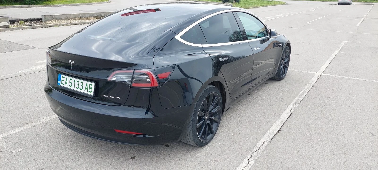 Tesla Model 3 Long Range - изображение 3